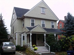 19 Maple Ave, Newton, MA 02458-1917