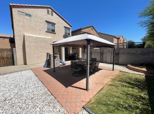 22052 30th Ln, Phoenix AZ  85027-1747 exterior