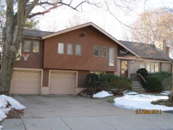 93 Drumlin Rd, Newton, MA 02459-2806