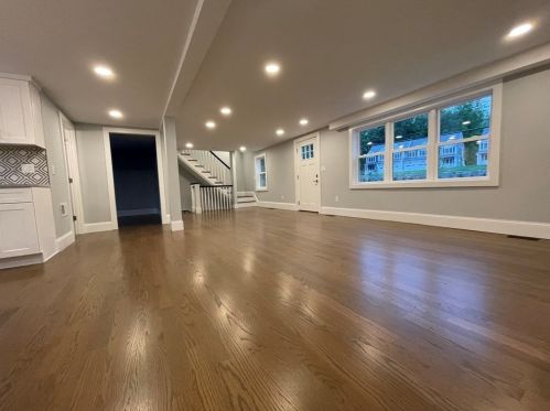 47 Boston Rd, Southborough MA  01772-1617 exterior