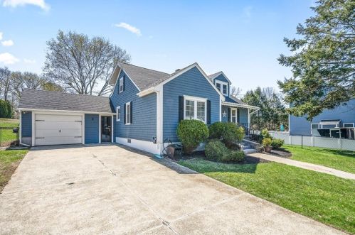 10 Arnold Ave, Peabody MA  01960-4140 exterior