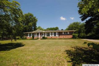 8605 Louis Dr, Huntsville, AL 35802-3527