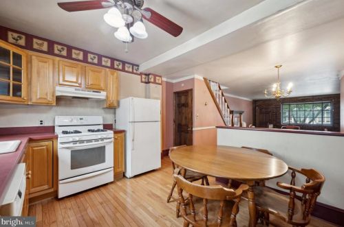 2828 11th St, Philadelphia PA  19133-1716 exterior