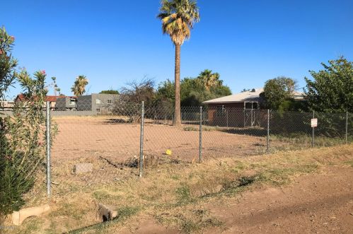 5321 17 Ave, Phoenix AZ 85085-6300 exterior