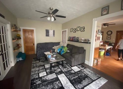 136 Horton St, Fall River MA 02723-3100 exterior