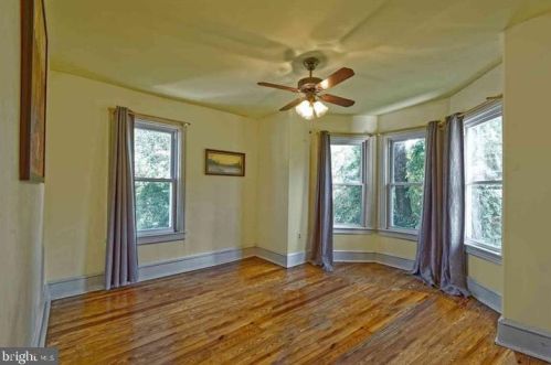 308 Broad St, West Deptford NJ 08066-1055 exterior