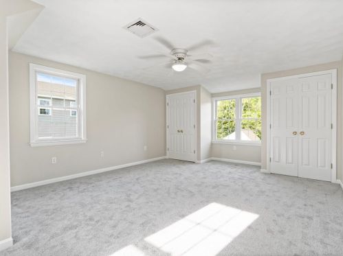 39 Riv St, Seekonk MA 02771-4706 exterior