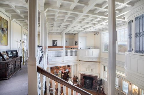 2080 Undermountain Rd, Sheffield MA 01257-9639 exterior