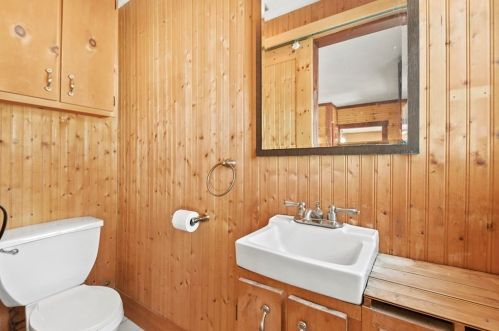 152 Highland Ave, Royalston MA 01331-2427 exterior