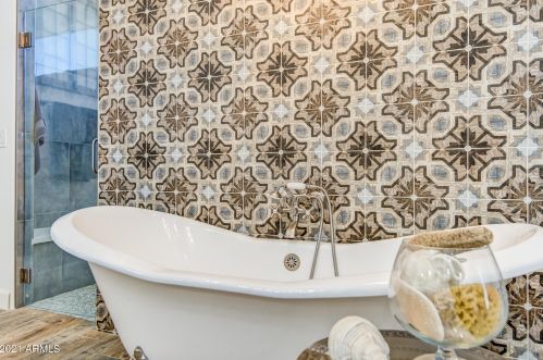 35205 3rd Ave, Phoenix AZ 85027-5908 exterior