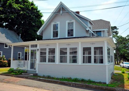 10 8th Ave, Wareham MA  02571-1302 exterior