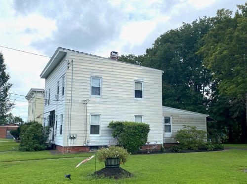 46 Crane Ave, Montgomery, MA 01085-4208