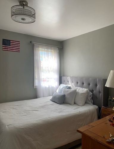 1282 Globe St, Fall River MA 02724-1387 exterior