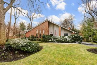 2145 Dale Ave, Columbus, OH 43209-1633