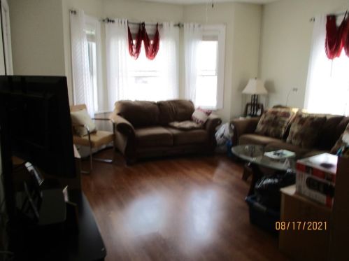 32 Bromfield St, Lawrence MA  01841-2503 exterior