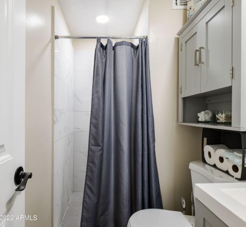 3351 76th Ave, Phoenix AZ  85033-4916 exterior