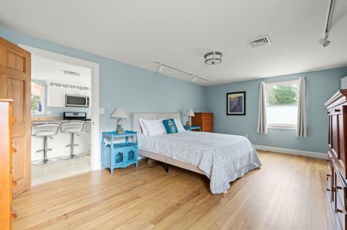 15 Highland Rd, Eastham MA 02642-3302 exterior