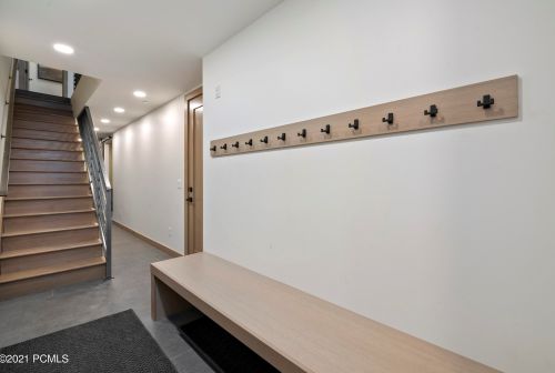 1231 Lowell Ave, Park City UT 84060-5115 exterior