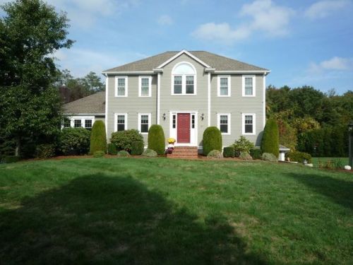 65 Cobblestone Ln, East Bridgewater, MA 02324-2277