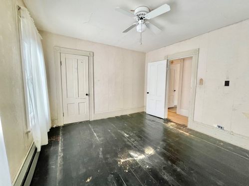 646 Pequoig Ave, Royalston MA 01331-1502 exterior