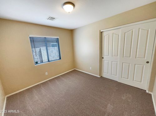 5730 27 Dr, Phoenix AZ 85045-4200 exterior