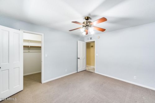 5501 Camelback Rd, Phoenix AZ 85033-1642 exterior