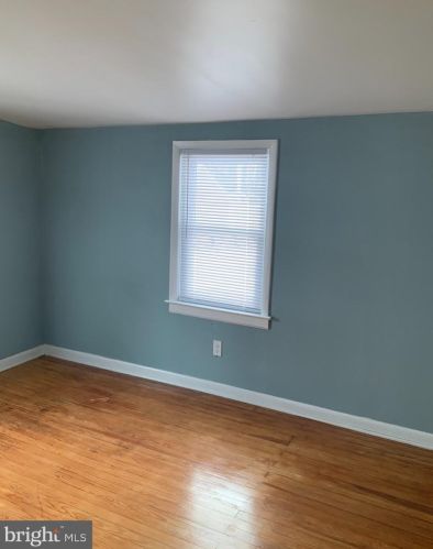 819 Maryland Ave, West Deptford NJ 08096-5330 exterior