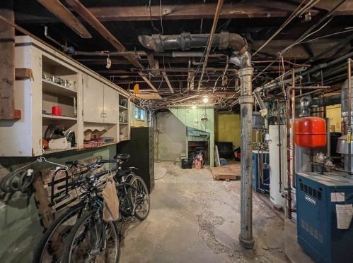 188 Furnace Brk Pkwy, Quincy MA 02169-2274 exterior