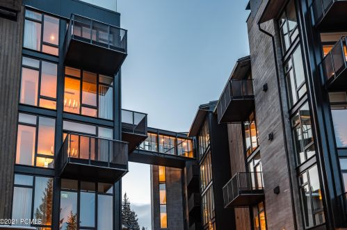 7520 Royal St, Park City UT  84060-5111 exterior