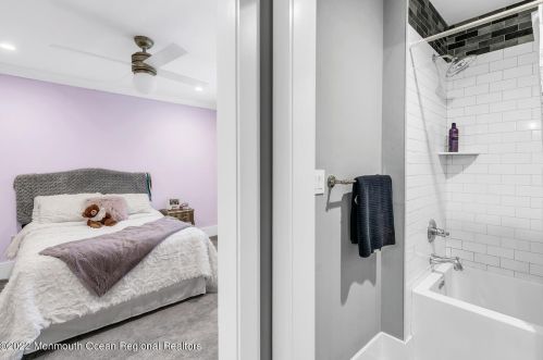 61 Winding Way, Little Silver NJ 07739-1720 exterior