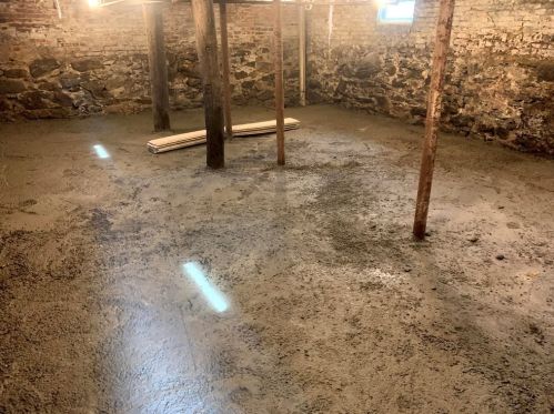 21 Sigel St, Worcester MA 01610-1824 exterior