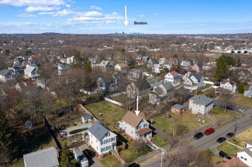 79 Border St, Dedham MA 02026-3601 exterior