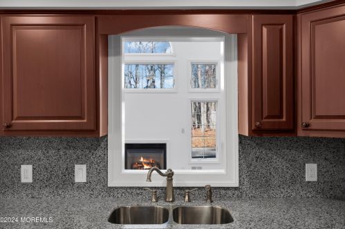 6 Afton Rd, Jackson Twp NJ 08527-3131 exterior