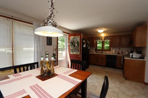 298 St, East Bridgewater MA 02333-1810 exterior