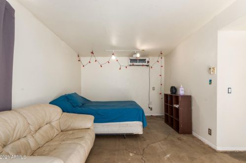 2938 Coronado Rd, Phoenix AZ 85008-3825 exterior