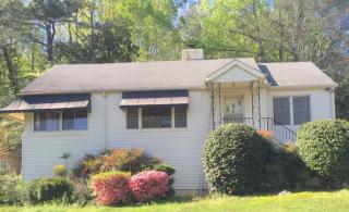 2030 20th Ave, Birmingham AL  35209-1344 exterior