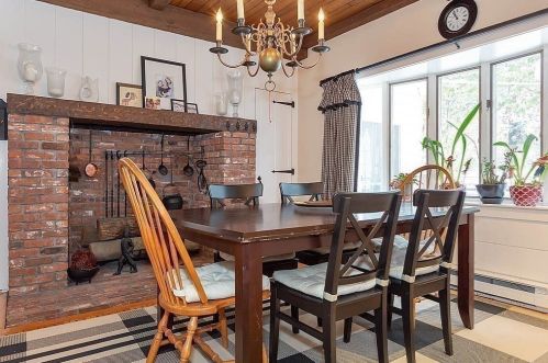 90 Countryside Ln, Milton MA 02186-4435 exterior