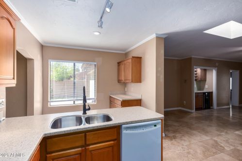 6314 14 Pl, Phoenix AZ 85014-4915 exterior