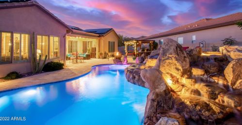 40425 Chase Oaks Way, Phoenix AZ 85086-1888 exterior