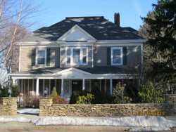 390 Dedham St, Newton, MA 02459-2928