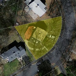 73 Roundwood Rd, Newton MA  02464-1218 aerial view