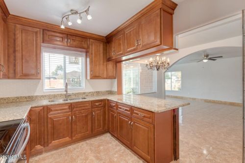 1501 Edgemont Ave, Phoenix AZ 85035-1808 exterior