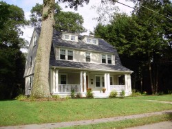 51 Pine Ridge Rd, Newton, MA 02468-1616