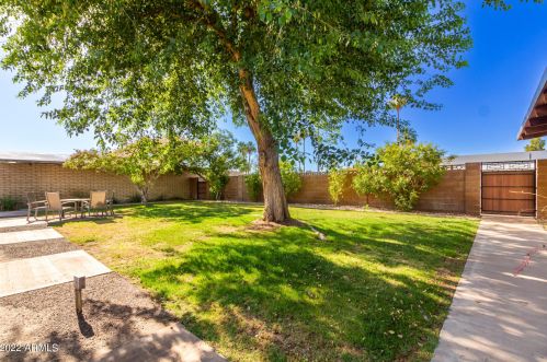 4212 38th St, Phoenix AZ  85018-4838 exterior