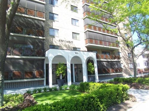 990 Massachusetts Ave, Arlington MA 02476-4531 exterior