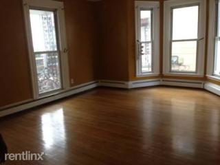 67 Court St, Newton MA  02458-1390 exterior