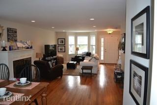 47 Bacon St, Watertown MA  02472-2336 exterior