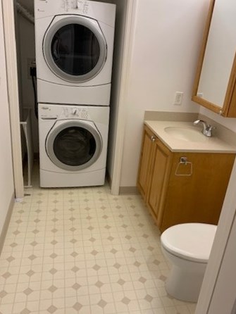 27 Hartland Way, Acton MA  01720-5872 exterior