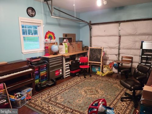 236 Mantua Blvd, West Deptford NJ 08051-1038 exterior