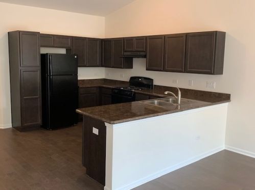 129 Barbers Corner Rd, Lemont IL 60440-2069 exterior